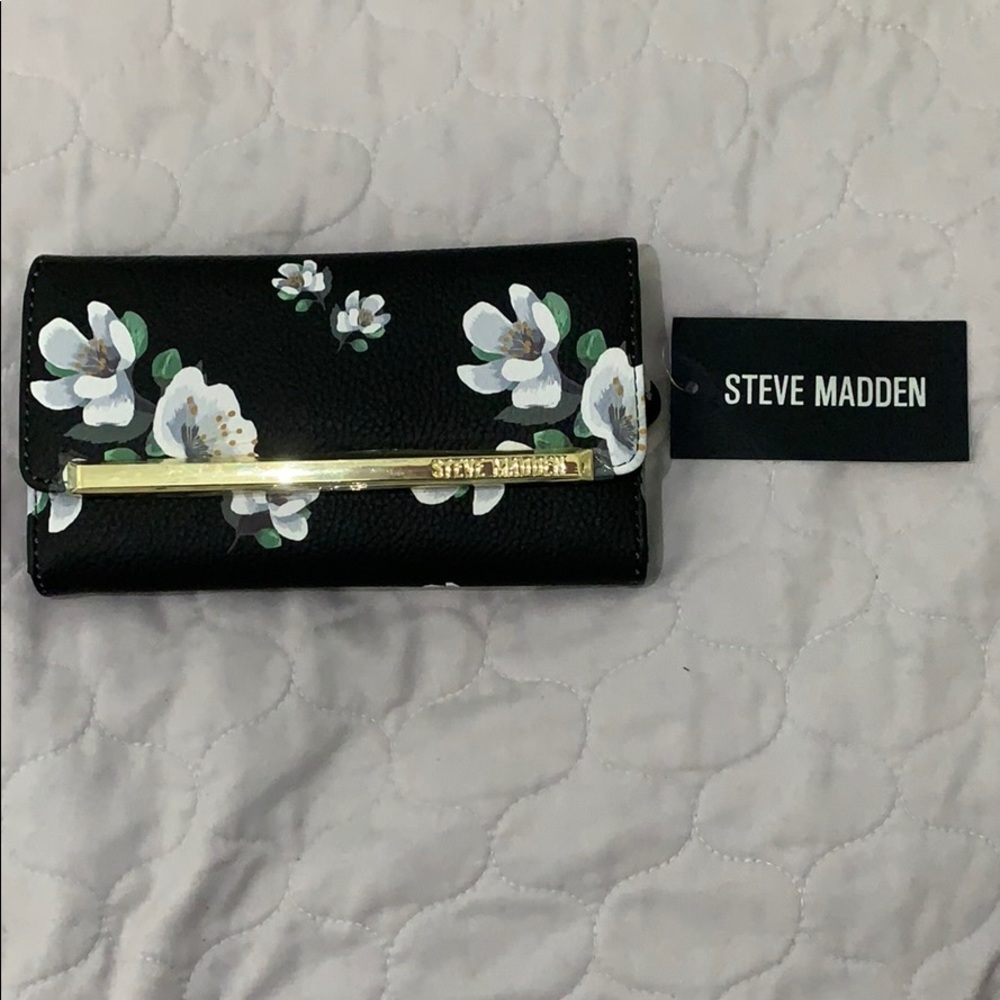 Steve Madden Wallet